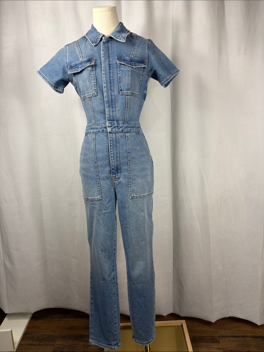 Good American Fit For Success Jumpsuit in Blue 274. - Picture 7 of 16